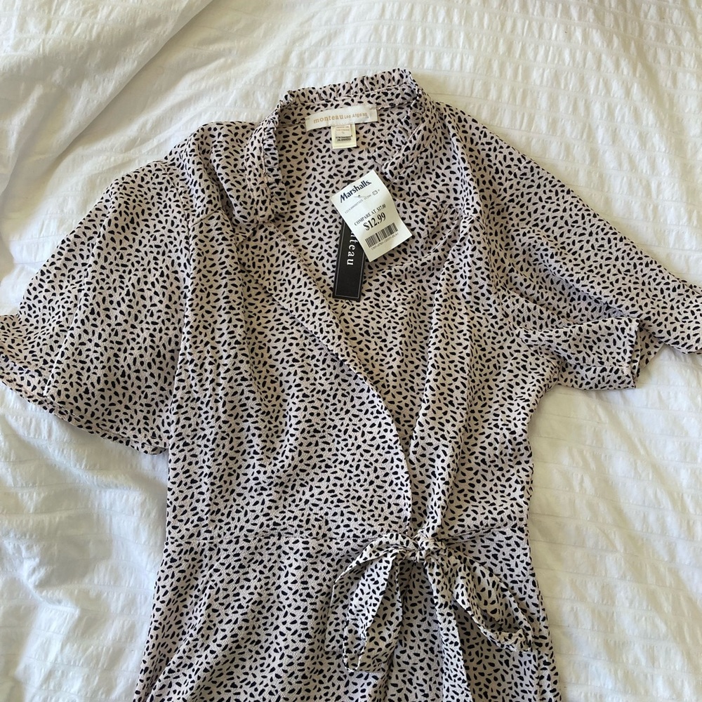 Peplum tie top polka dots